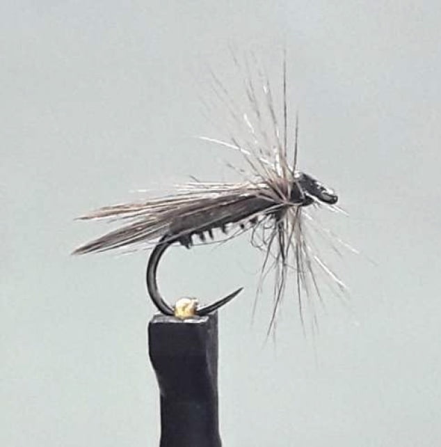 montage mouche altière