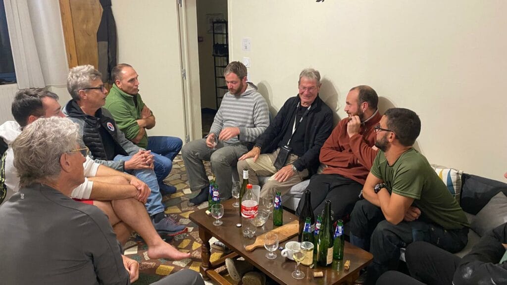 whatsapp image 2025 10 04 at 22.10.19